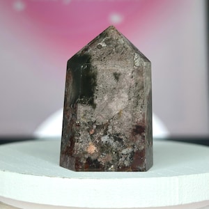 Garden Lodolite Quartz Crystal Tower Point, 5 CM, High Quality, Pink Gardens, Garden Quartz Crystal, 6 sided