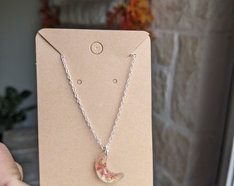 Pressed Flower Necklace| Resin Pendant Necklace|