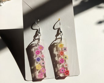 Flower Power, 70s style earrings-Mid-century-Hippie - Groovy -flowers spring earrings