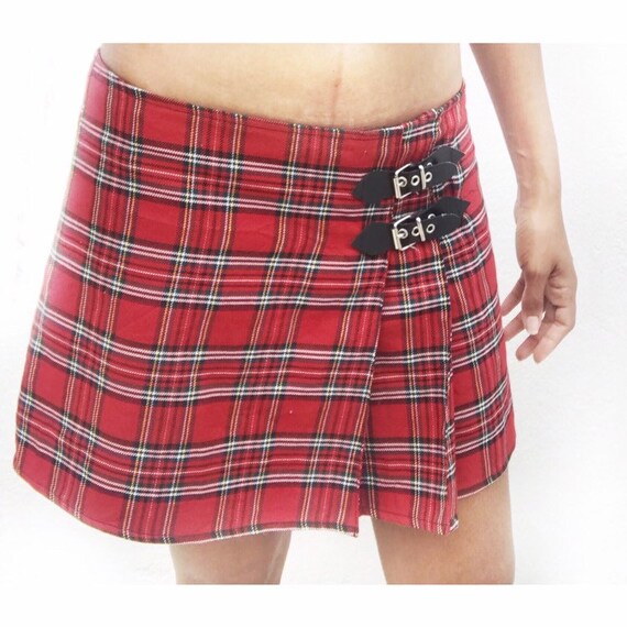 kilt red