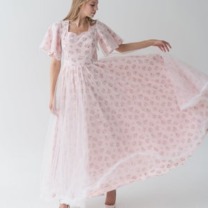 fairy pink wedding dress, rose floral wedding dress, princess wedding dress alternative, tulle blush wedding dress