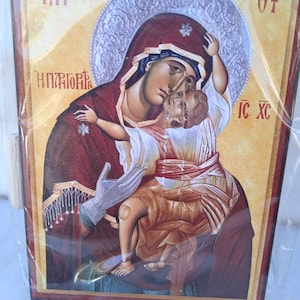 Panagia Parigoritria that cries by miracle icon, Easter gift blessed