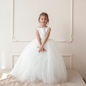 Flower girl dress, Tulle flower girl dress, 100% money back guarantee