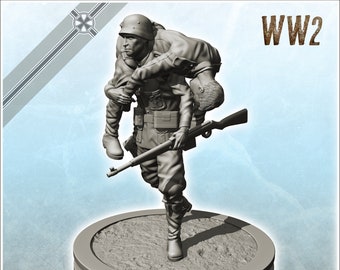 German soldier with rifle carrying wounded man (14) - STL 3D Printing WW2 WWII Front Second World War German Germany Axis Bolt Action