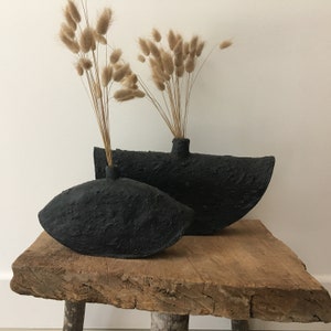 Textured eye shape vase