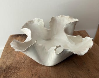 Medium Coral Bowl – 7 Colors | Handmade Ceramic