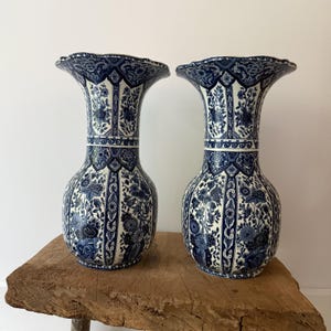 Delfts Blue and White Chinoiserie 12 Inch Vase