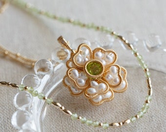 Peridot & Pearl Flower Pendant Multi-Strand Necklace