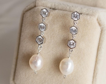 Chloe Pearl Dangle Earrings