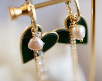 Emma Heart Asymmetry Pearl Earrings