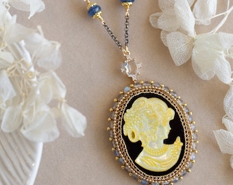 Stella Two Layers Black Agate Cameo Pendant Necklace