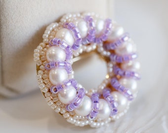 Eliana Natural Pearl Wreath Brooch