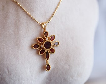 Galilea Natural Garnet Gemstone Necklace