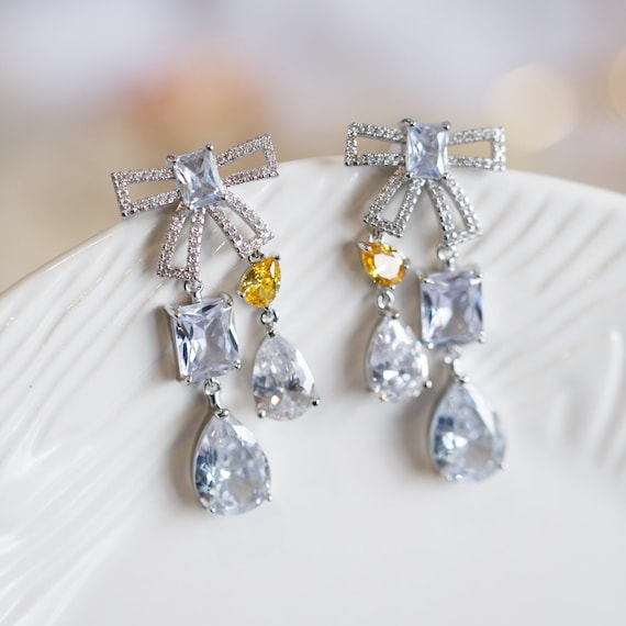 Adelina Cubic Bowknot Asymmetry Earrings