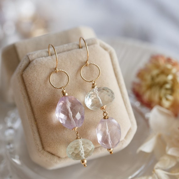 Arya Amethyst Asymmetry Earrings