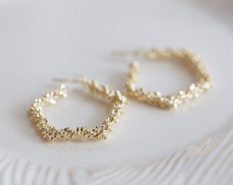 Elia Geometry Hoop Earrings