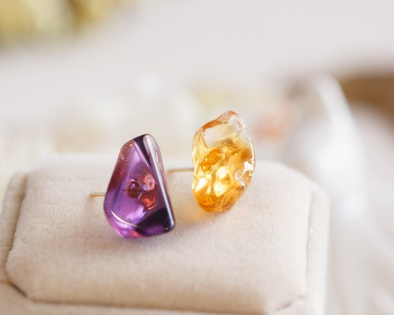 Kaiya Natural Crystal Stud Earrings