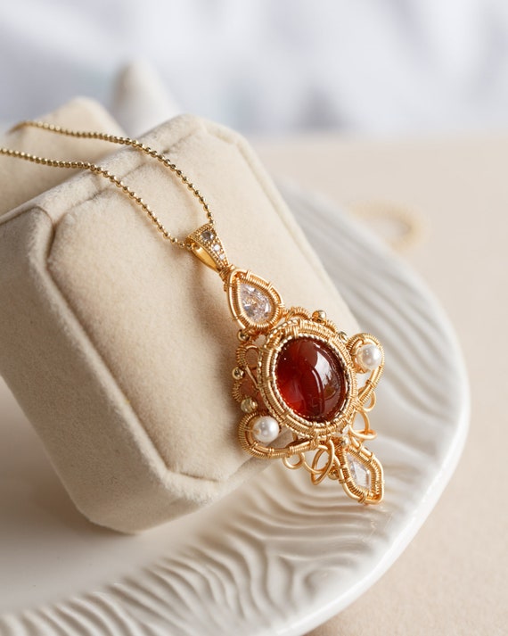 Raziah Natural Garnet Pendant Necklace