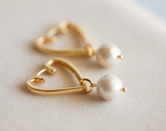 Ash Multi-Way Heart Hoop Pearl Earrings