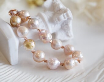 Sakura Metallic Lustre Baroque Pearl Bracelet