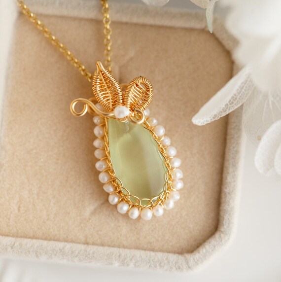 Lorelei Prehnite Butterfly Pendant Necklace
