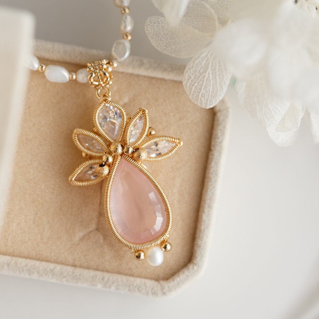 Ashlyn Necklace main image 1