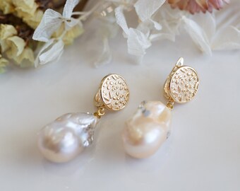 Margot Asymmetry Baroque Pearl Drop Earrings