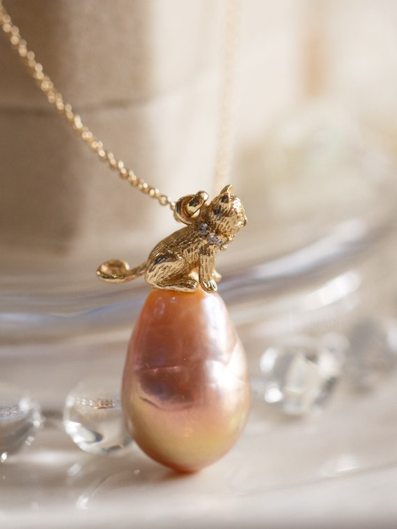 Rylee Metallic Lustre Pearl Necklace