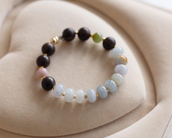 Nezetta Agarwood and Jadeite FeiCui Chakra Bracelet