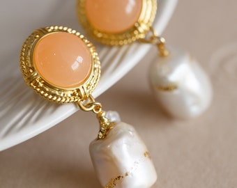 Londyn Baroque Pearl Vintage Style Earrings
