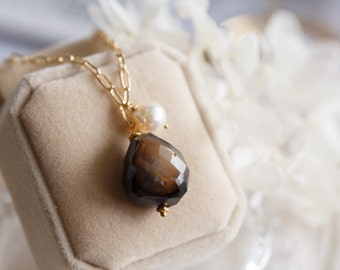 Elodie Bicolour Black Agate Pendant Necklace