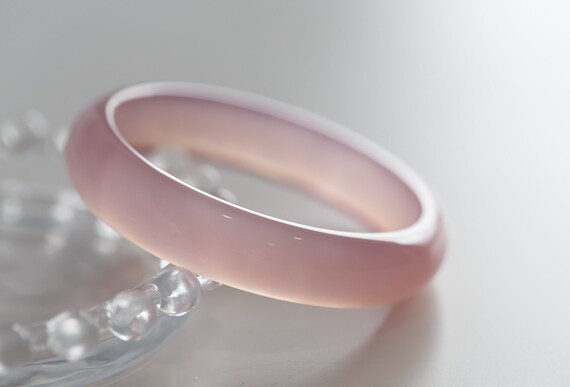 Colourful World! Icy Pink Lace Agate Bangle #A150