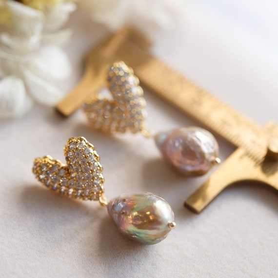 Melody Metallic Grey Baroque Pearl Heart Stud Earrings