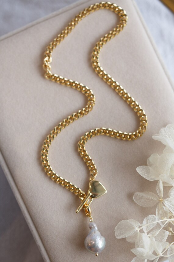 Xena Baroque Pearl Pendant Bold Necklace