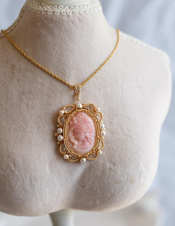 Evelyn Pink Conch Shell Cameo Picture Frame Pendant Necklace