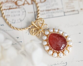 Chandler Star Strawberry Quartz Pendant Necklace
