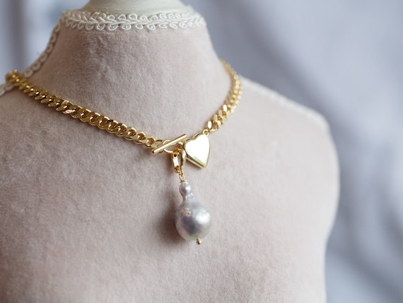 Xena Baroque Pearl Pendant Bold Necklace