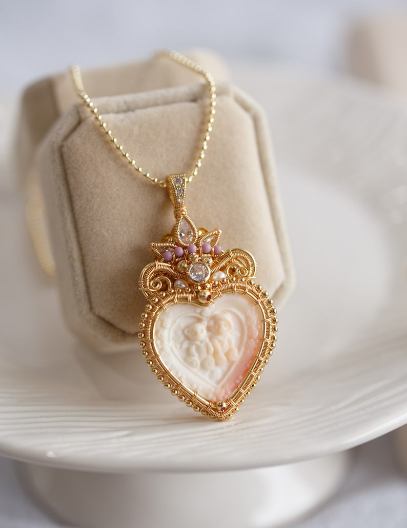 Johanne Pink Conch Shell Cameo Heart Pendant Necklace image 2