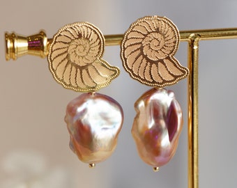 Aria Metallic Purple Baroque Pearl Earrings