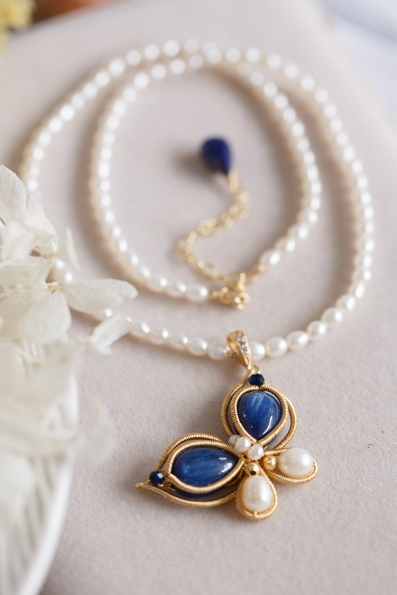 Araceli Kyanite Butterfly Pearl Necklace