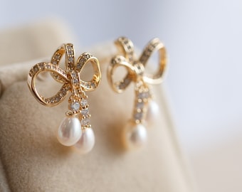 Isla Bow-Tie Pearl Drop Earrings