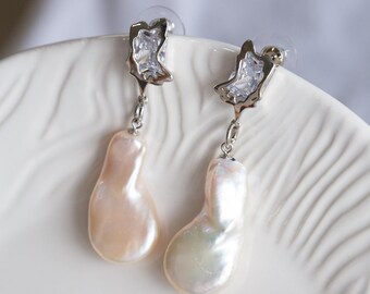 Abigail Asymmetry Baroque Pearl Drop Earrings