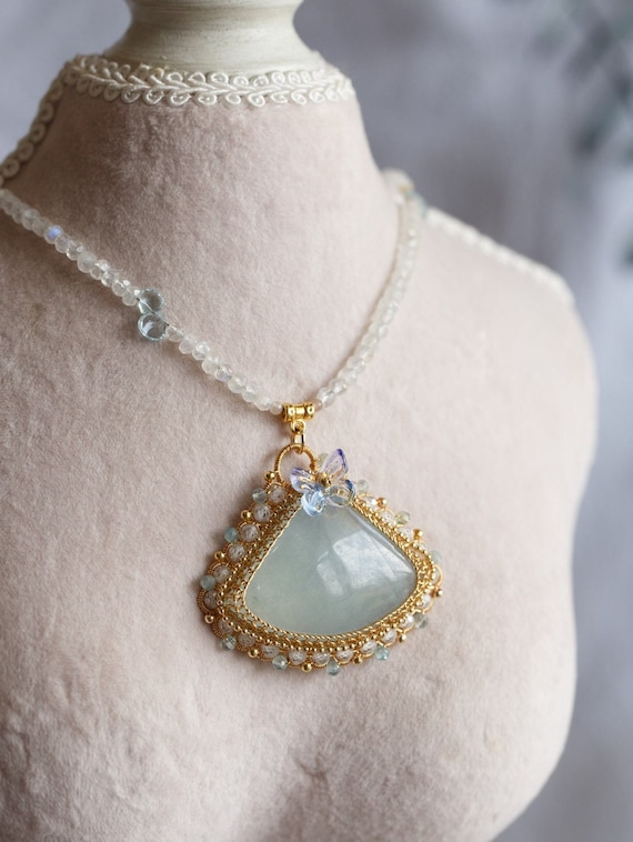 Catarina Aquamarine Pendant Necklace