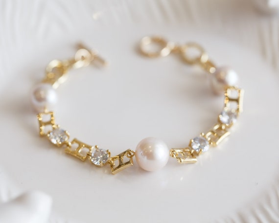 Azariah Edison Pearl Bracelet