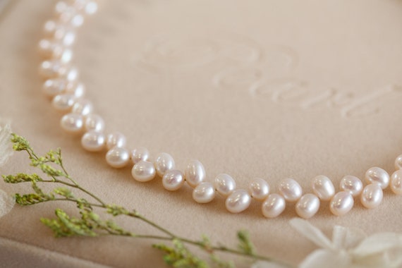 Aubrielle Natural Pearl Wreath Necklace
