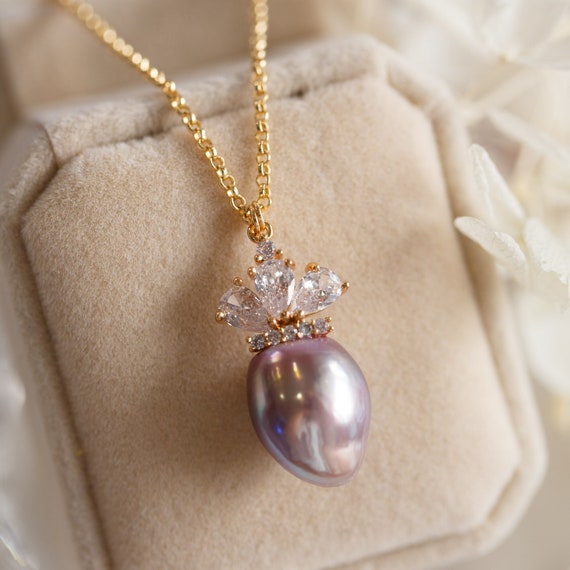 Melanie Metallic Purple Pearl Necklace