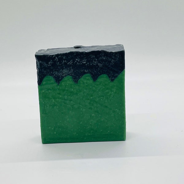 Green and Black Frankenstein soap that smells of delicious apple. Great gift for Halloween or the perfect Halloween decoration.