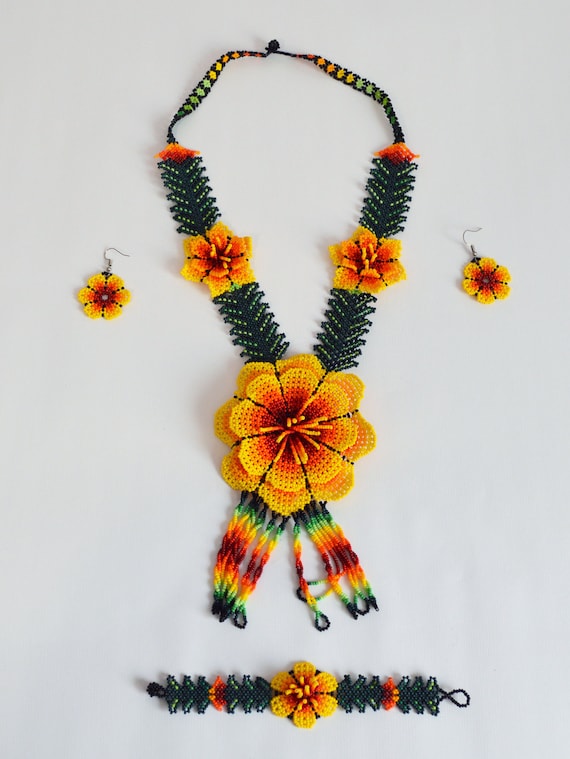 Indiginous Mexican Folk Art Huichol flower neckless with earings and neck  or wrisk band
