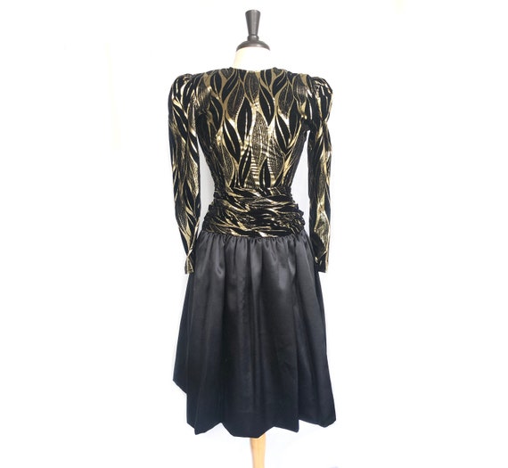 Vintage Halston III Gold Lamé Black Velvet leaf p… - image 1