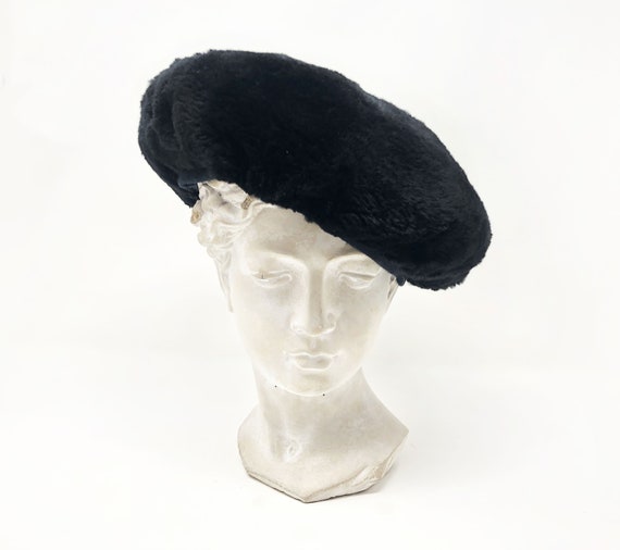 Pierre Cardin black fur beret - vintage 1960s